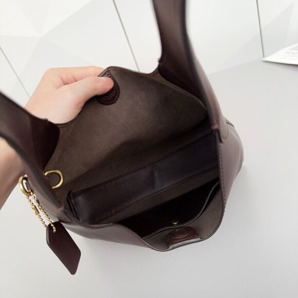 Coach Brooklyn 28 Large Maple Brown Leather Shoulder Bag New - Picture 8 of 9